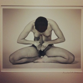 Here's my autofellatio pose at The Dick Show. @CentrSexCulture